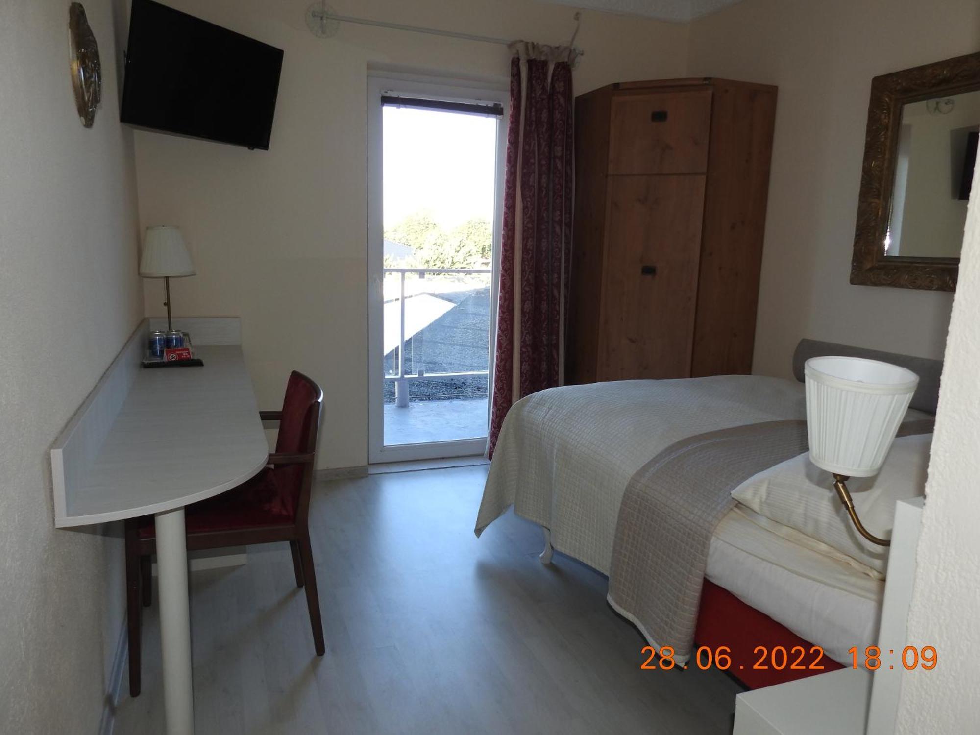 ニエホジェ Baltyk Nad Morzem-Przy Plazy Bed & Breakfast エクステリア 写真